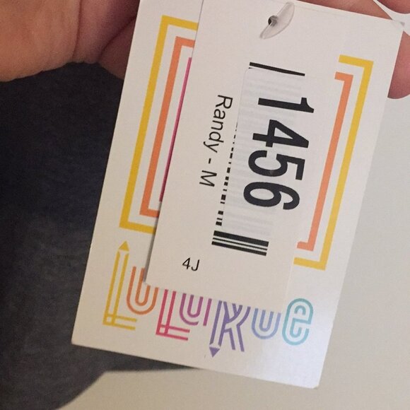 M LuLaRoe Randy T-Shirt B03 781 - Picture 3 of 5